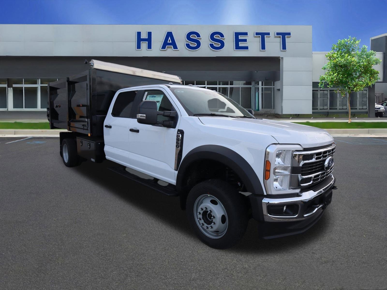 2026 Ford F-550 Super Duty Chassis Cab XL's photo