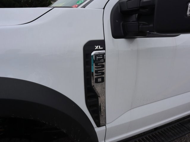 2025 Ford F-550 Super Duty Chassis Cab XL - Photo 20