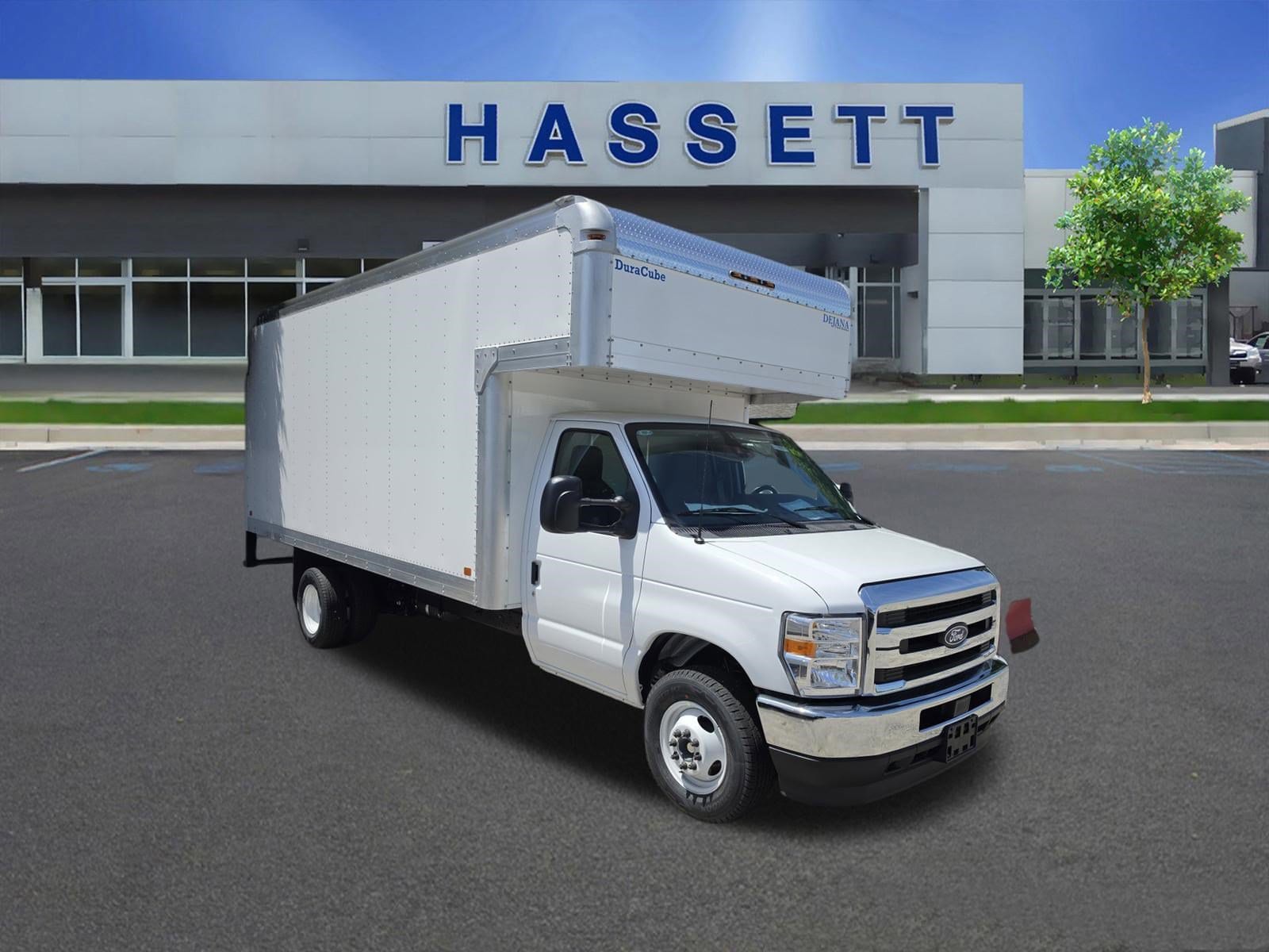 2027 Ford E-Series DRW E-450 Super Duty 176 in WB's photo