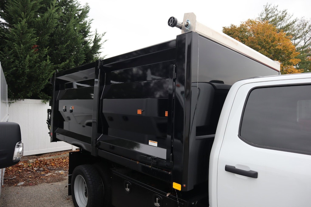 New 2026 Ford Super Duty F-550 DRW XL