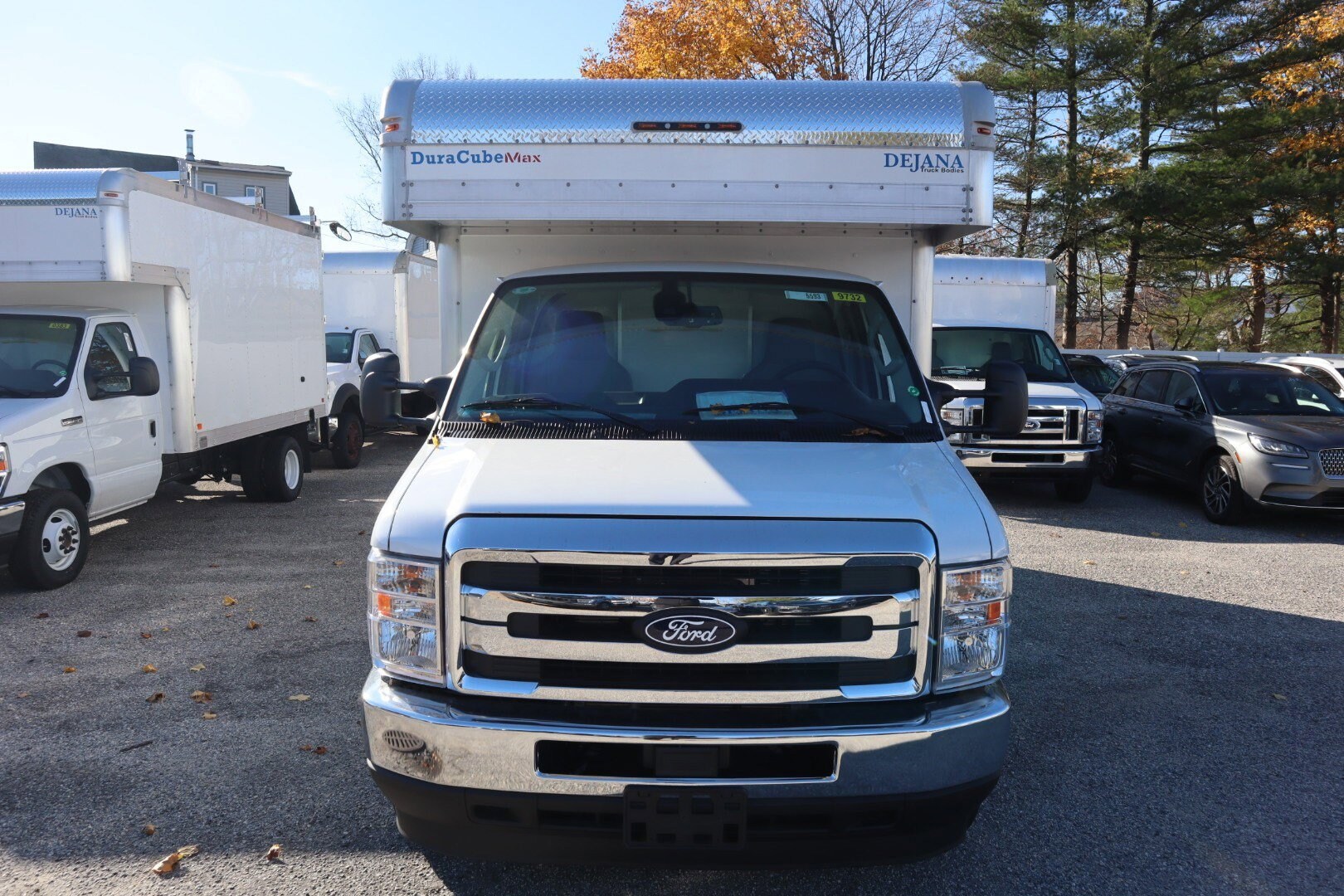 2026 Ford E-450 photo 2
