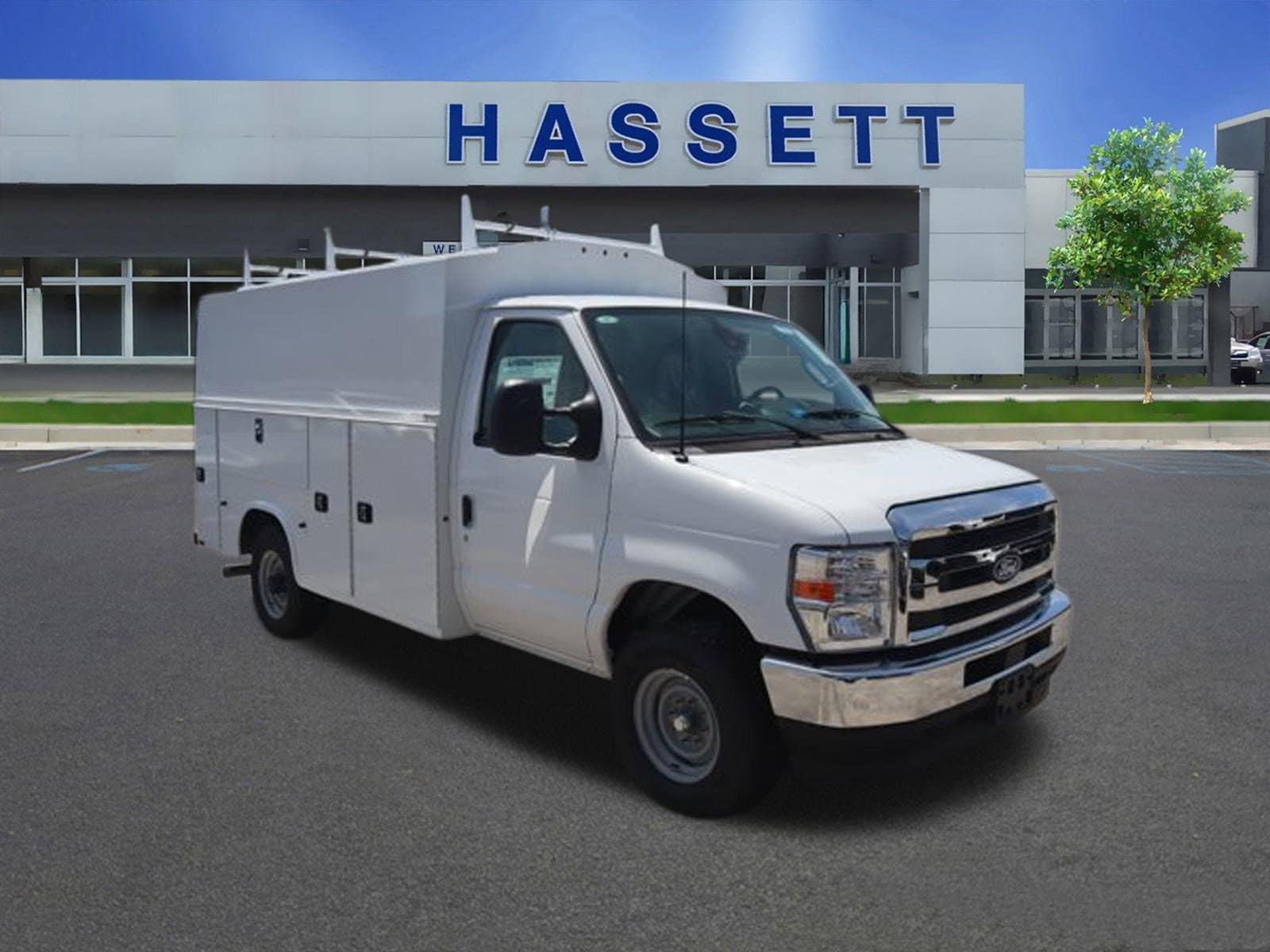 2026 Ford E-Series Cutaway Base's photo