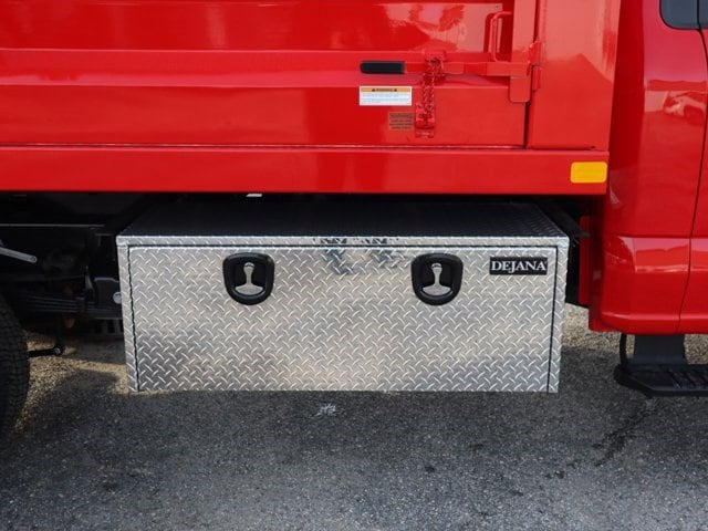 2024 Ford F-350 Super Duty Chassis Cab XL - Photo 13