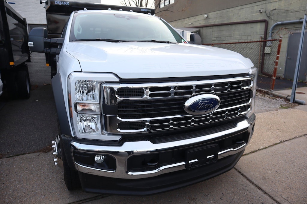 New 2026 Ford Super Duty F-550 DRW XL