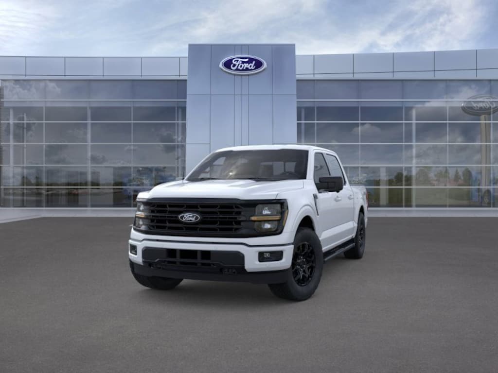 New 2026 Ford F-150 XLT XLT 4WD SuperCrew 5.5 Box