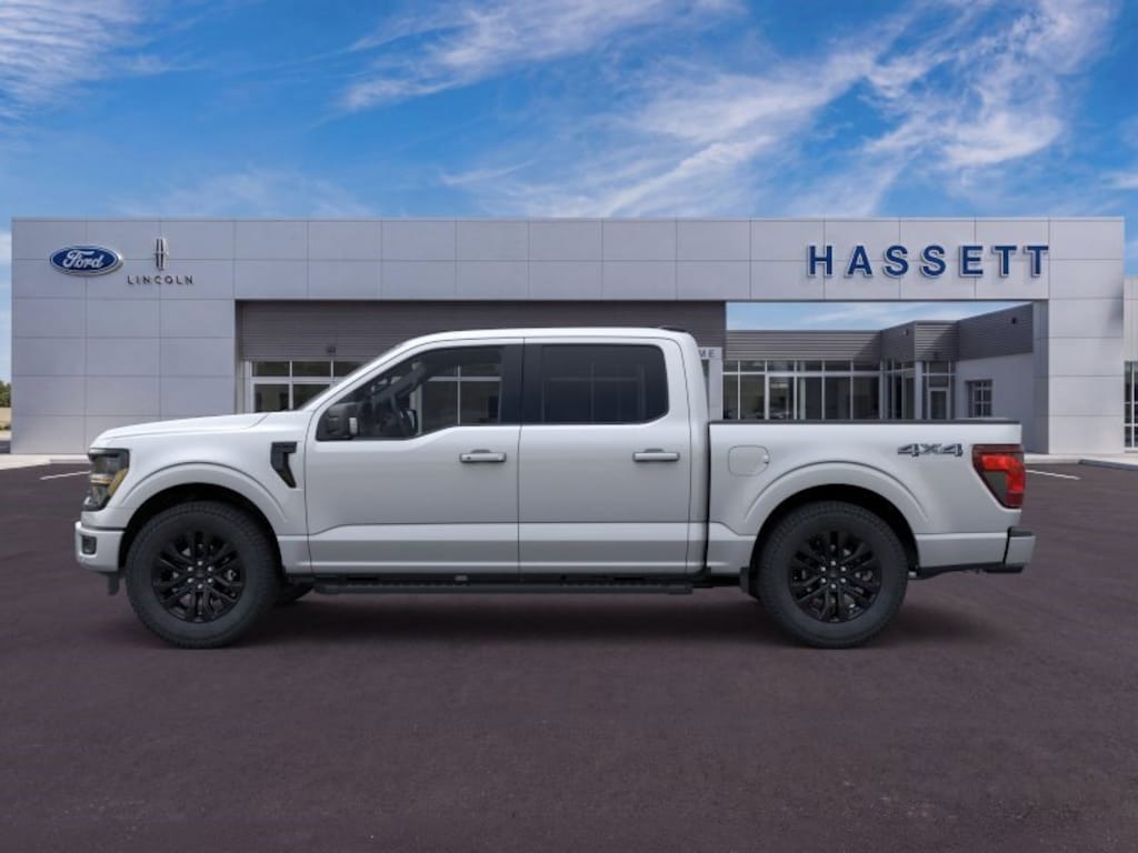 New 2026 Ford F-150 XLT XLT 4WD SuperCrew 5.5 Box