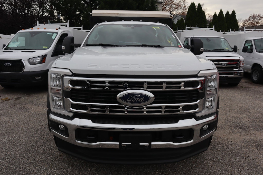 New 2026 Ford Super Duty F-550 DRW XL