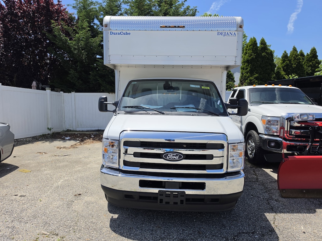 New 2027 Ford E-Series Cutaway