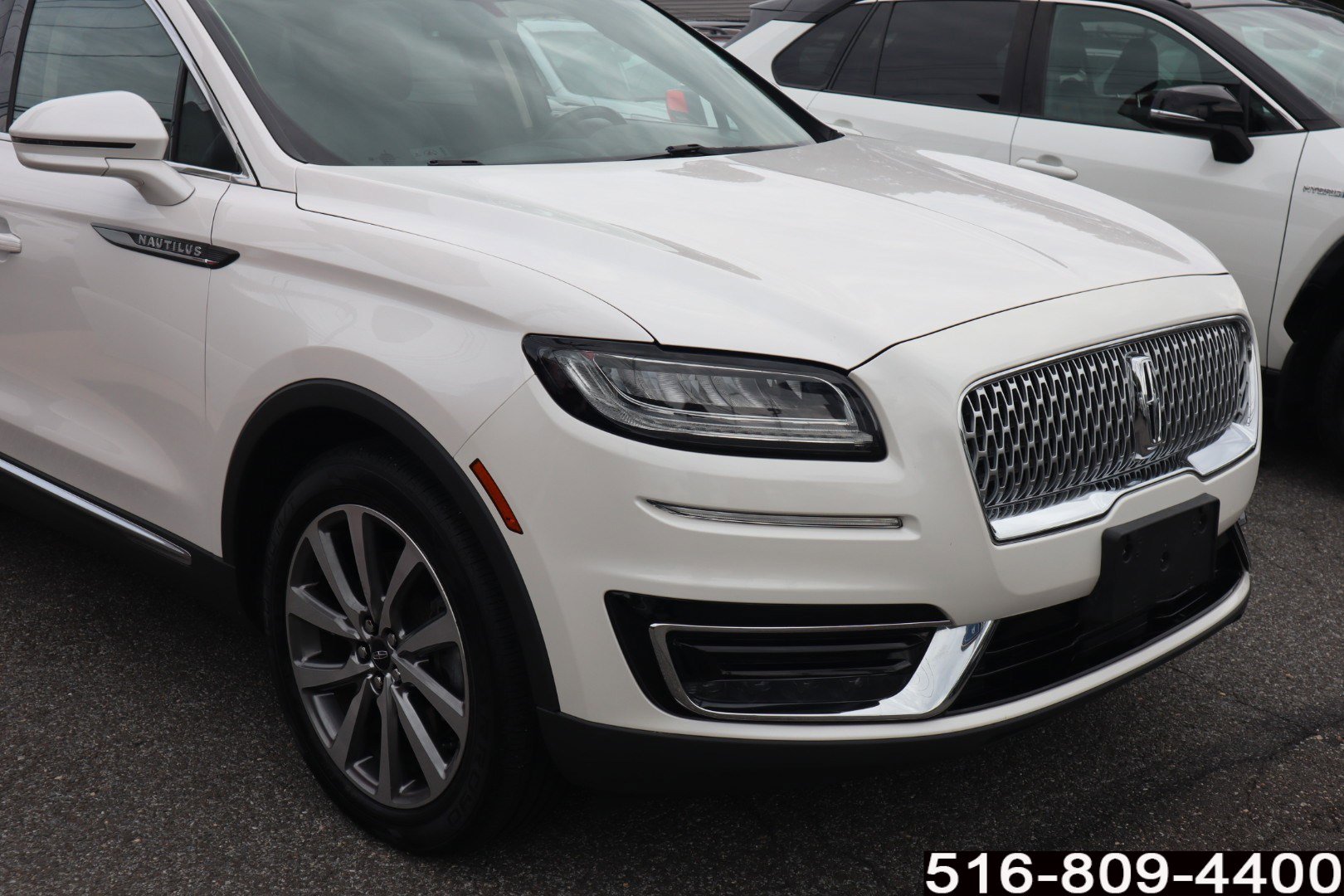 Used 2019 Lincoln Nautilus Select with VIN 2LMPJ8K93KBL24356 for sale in Wantagh, NY