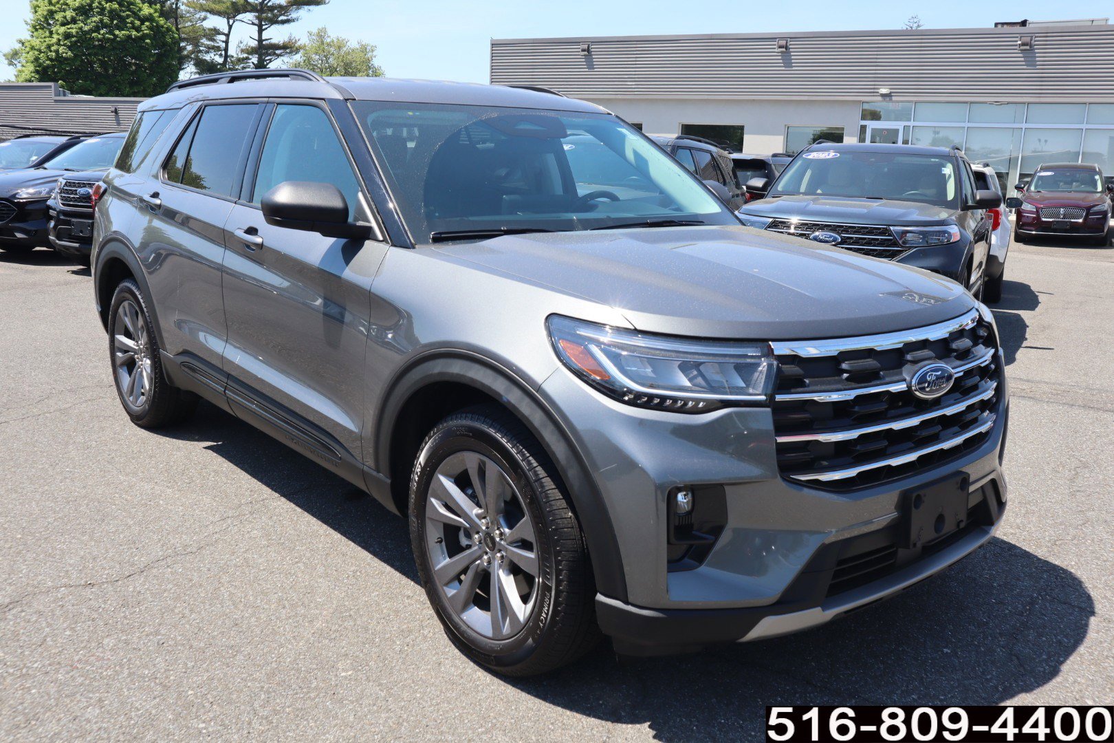 2026 Ford Explorer Active 4WD's photo