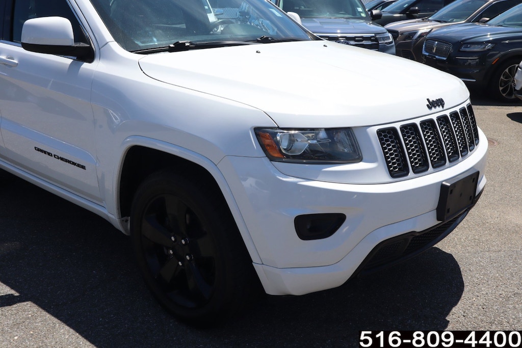 Used 2015 Jeep Grand Cherokee Altitude 4WD Altitude