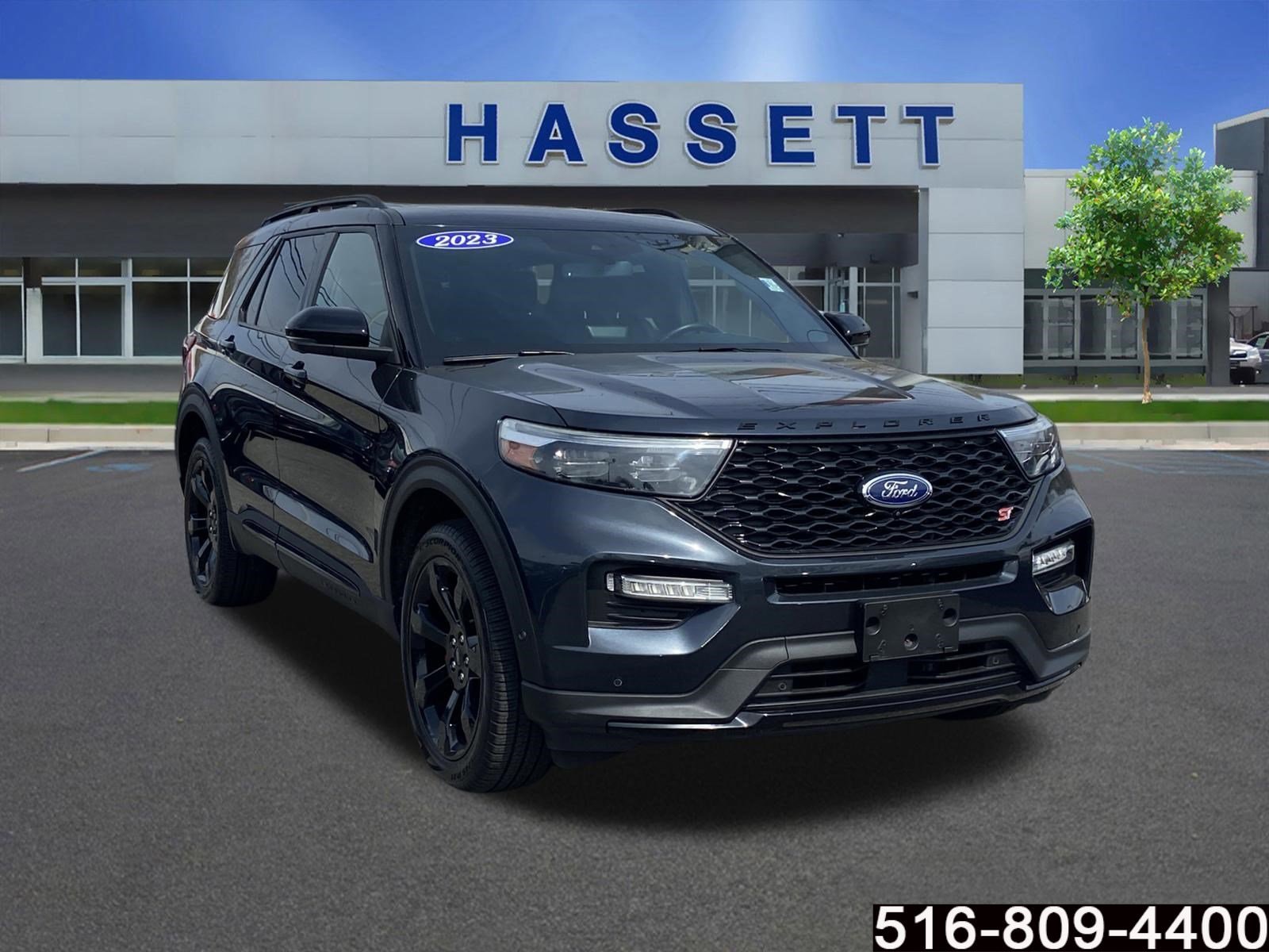 2023 Ford Explorer ST 4WD's photo