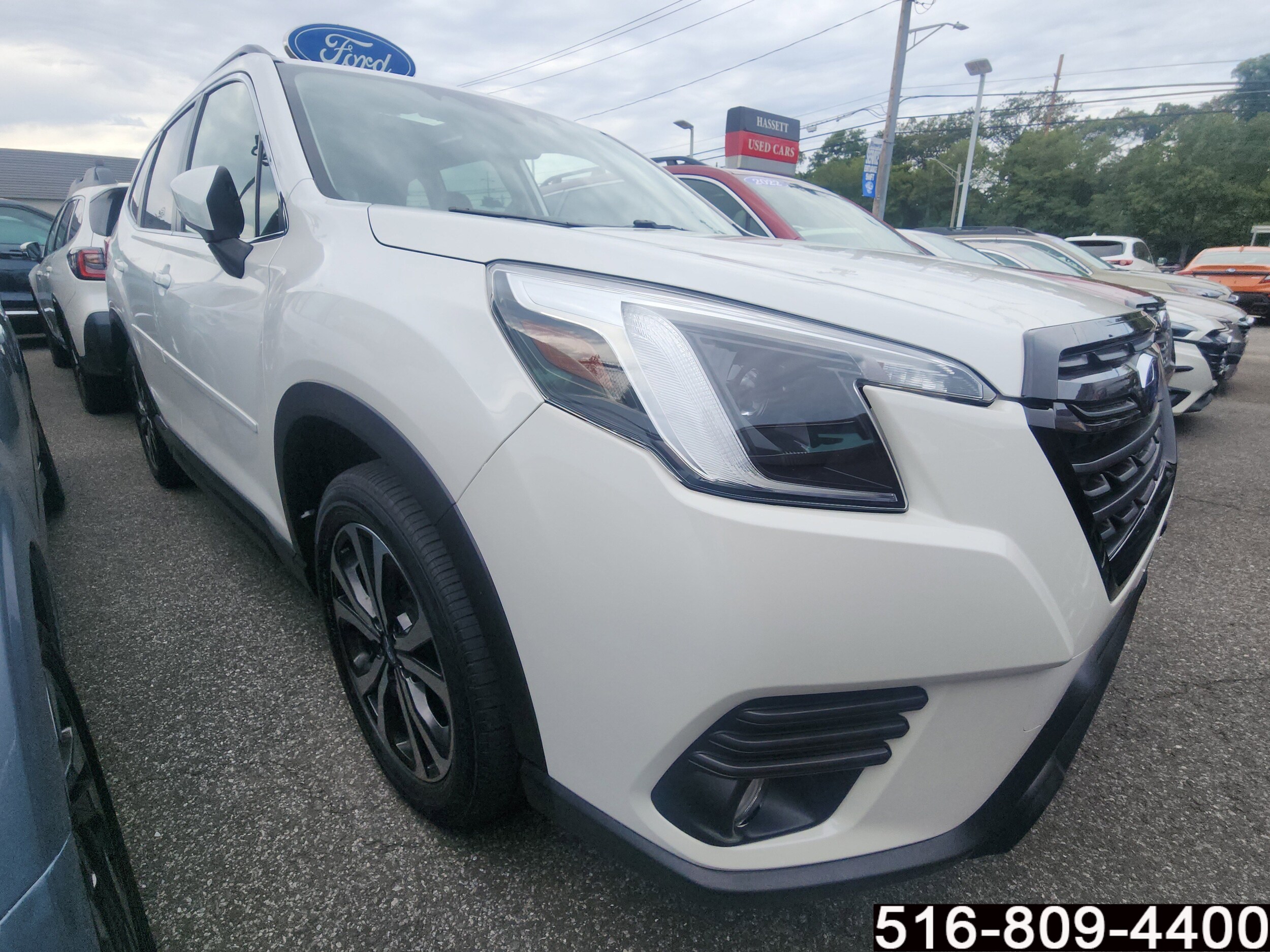 2022 Subaru Forester Limited photo 2