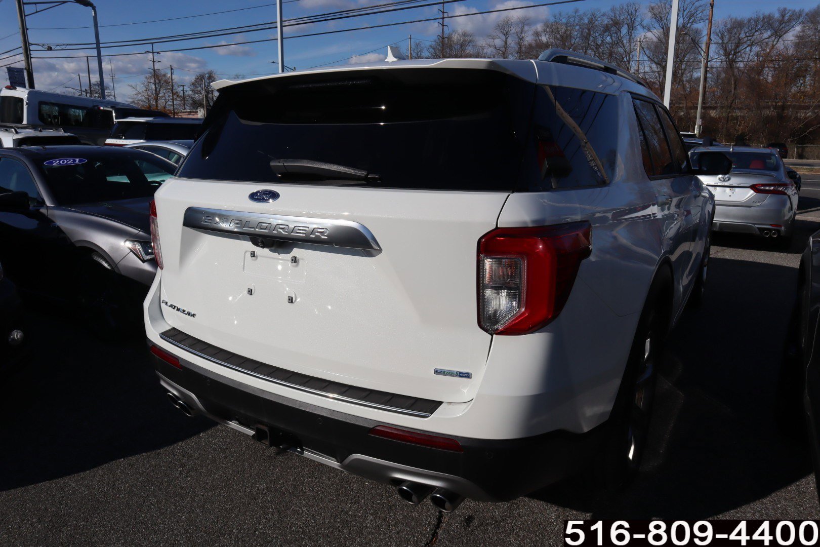 2020 Ford Explorer Platinum photo 3