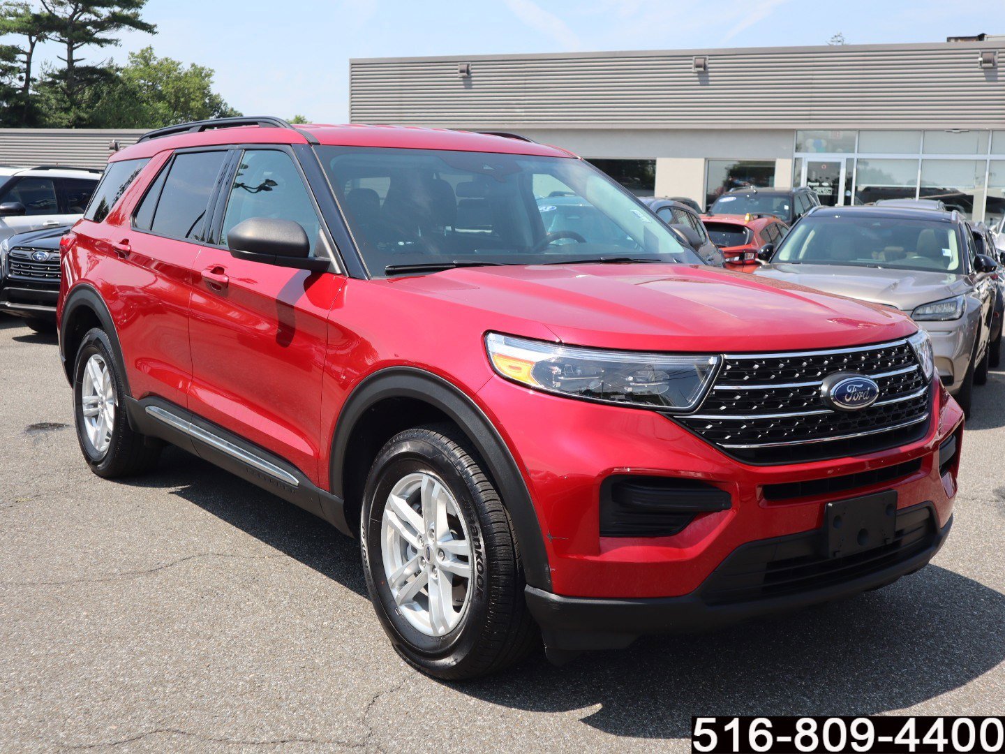 2022 Ford Explorer XLT photo 2