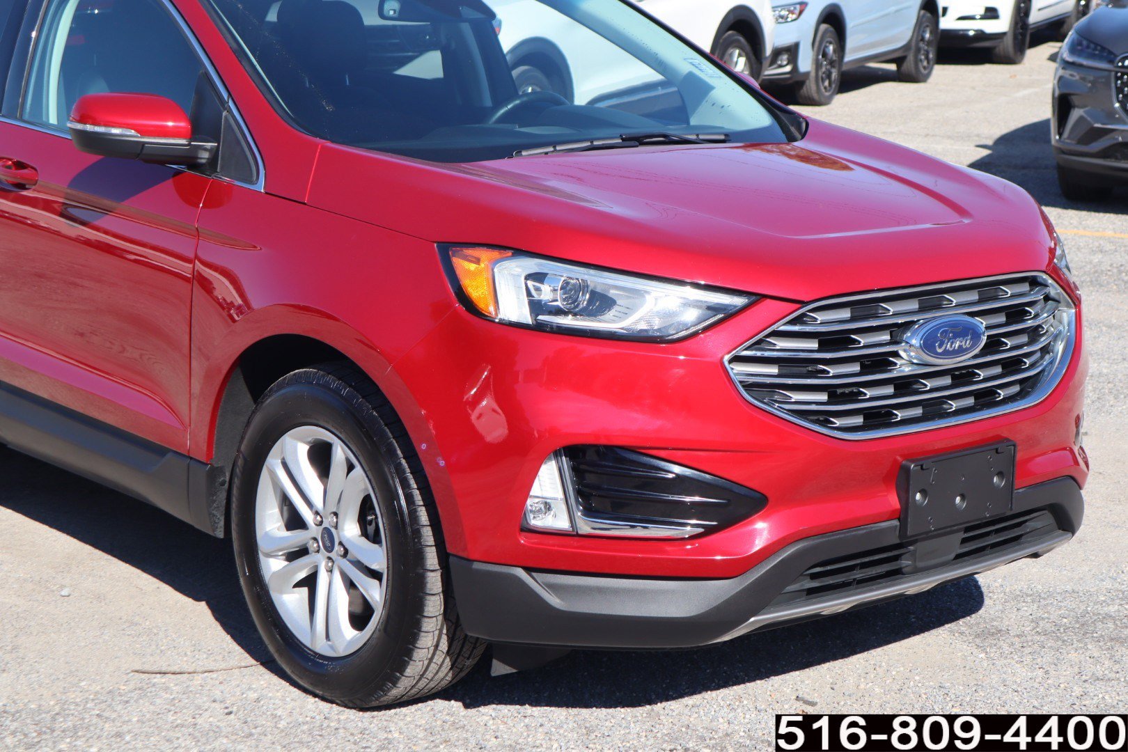 2020 Ford Edge SEL photo 2