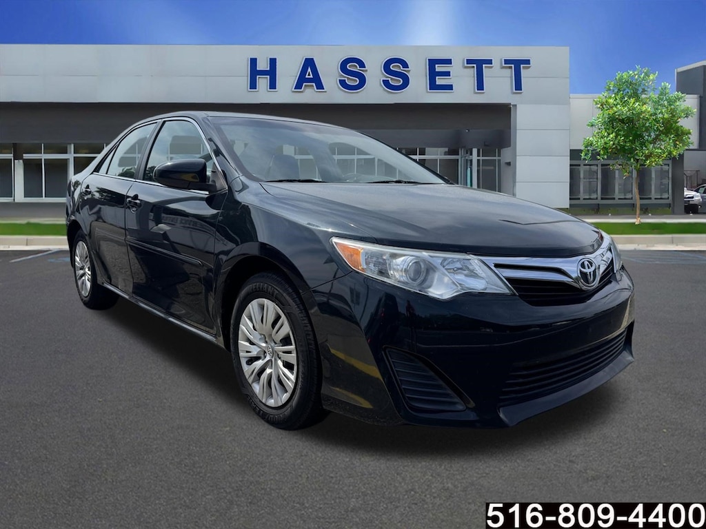 Used 2014 Toyota Camry LE Sedan