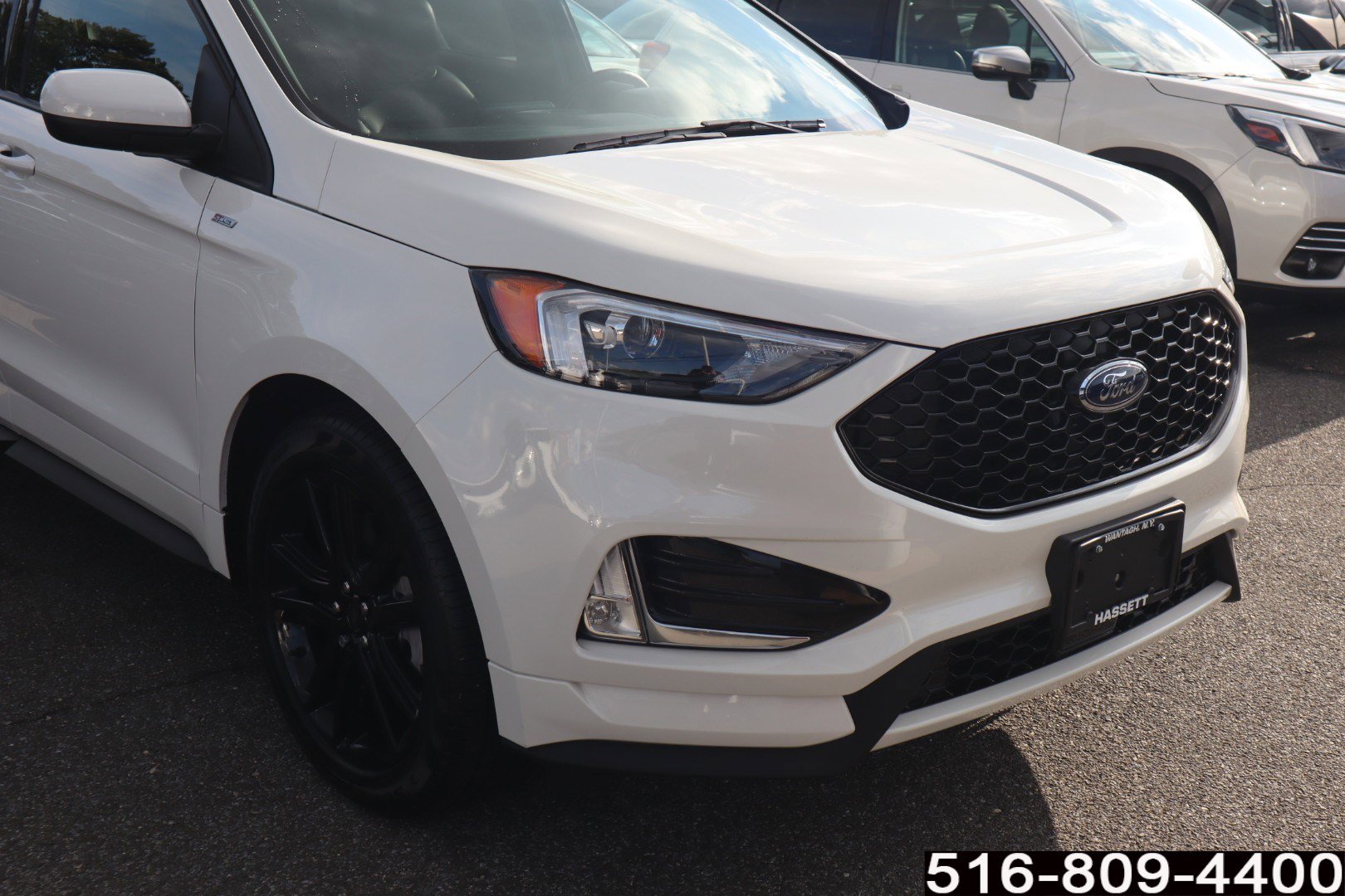 2022 Ford Edge ST-Line photo 2