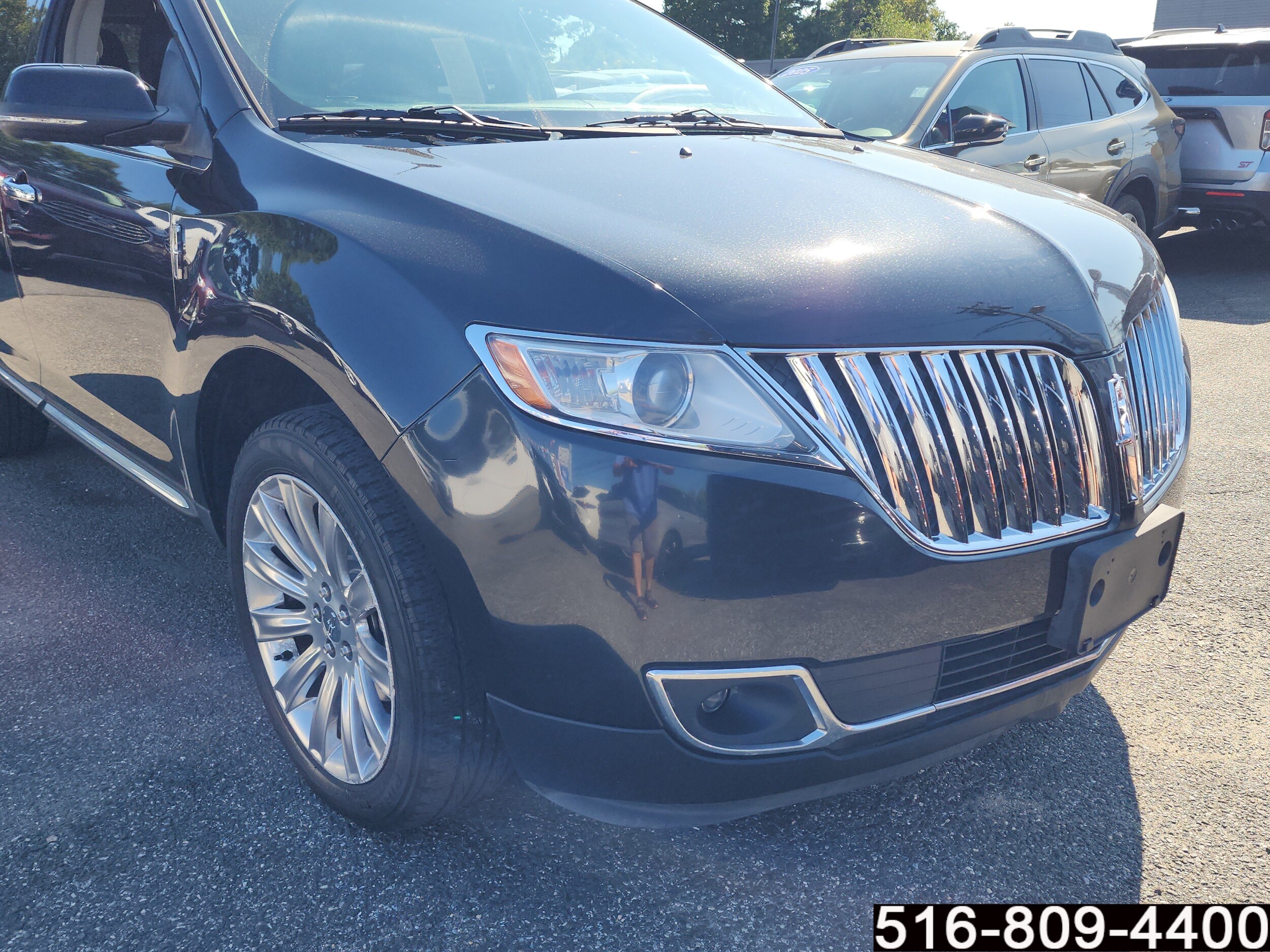 2015 Lincoln MKX Base Premiere photo 2