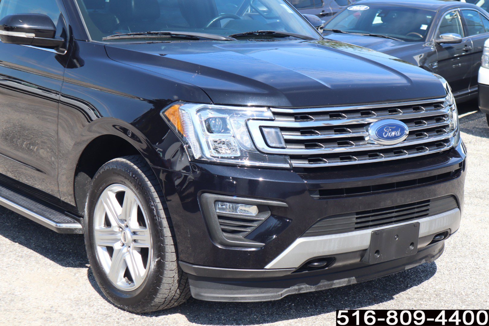 2019 Ford Expedition MAX XLT photo 2