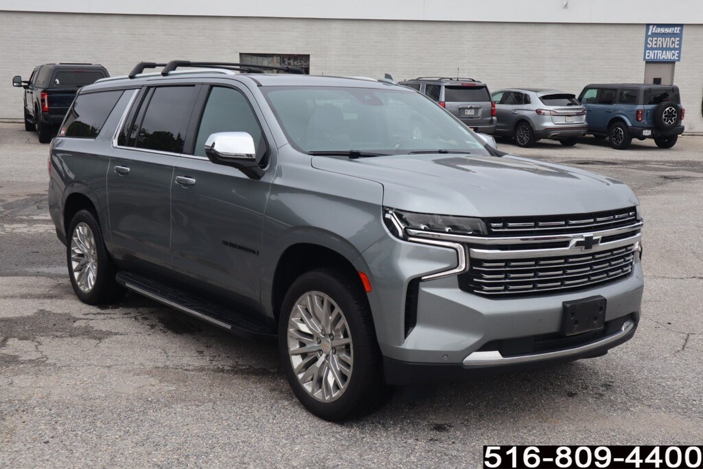 Used 2023 Chevrolet Suburban Premier Premier 4WD