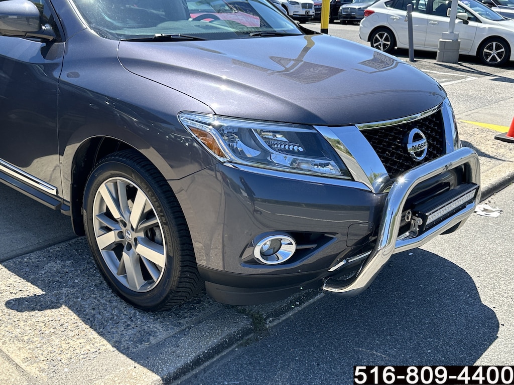 Used 2013 Nissan Pathfinder Platinum 4WD Platinum