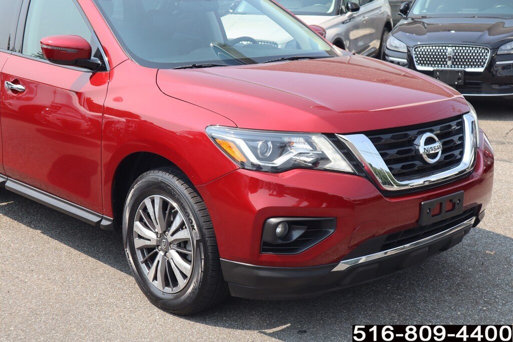 Certified 2018 Nissan Pathfinder SV 4x4 SV