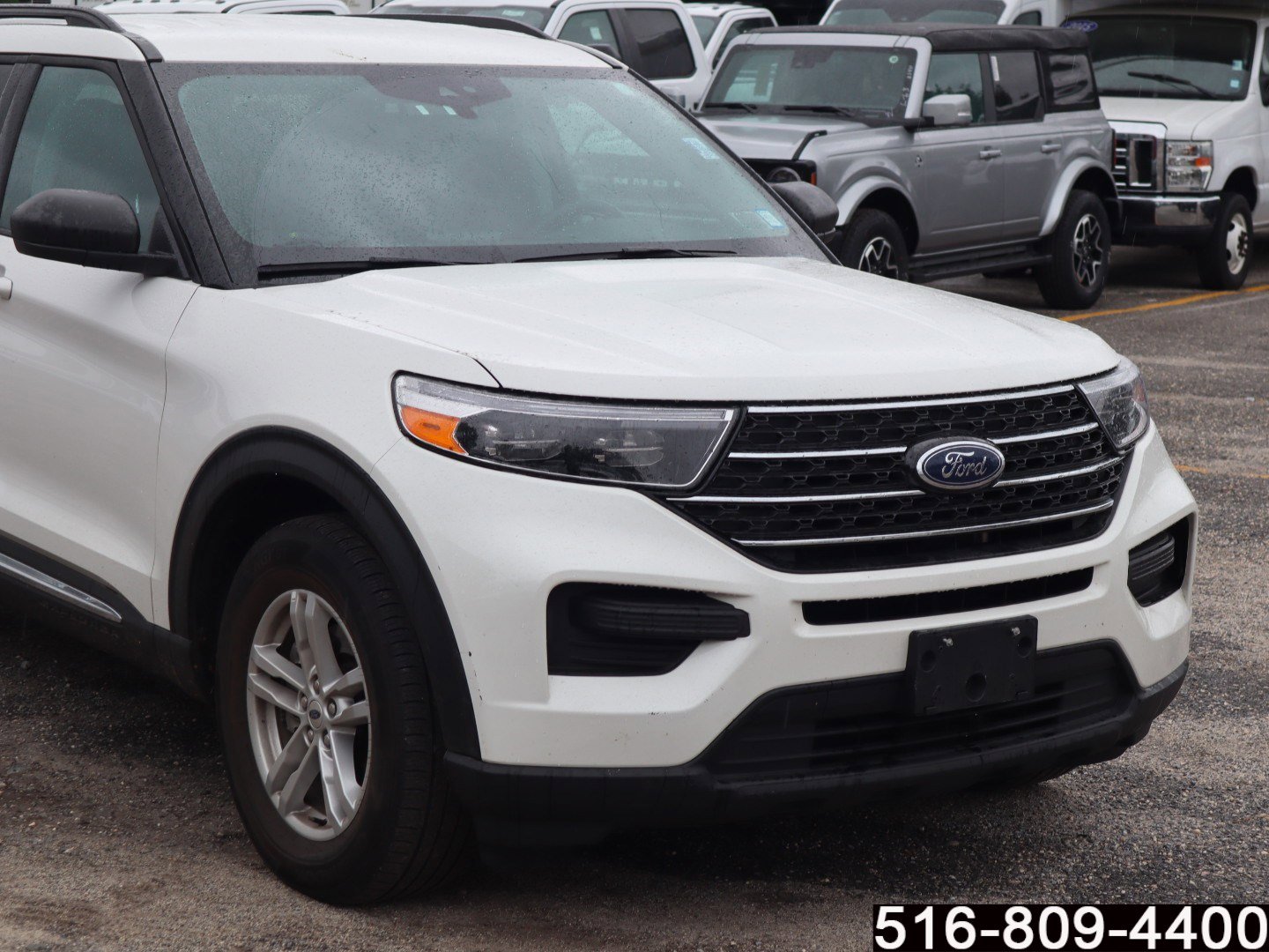 2022 Ford Explorer XLT photo 2
