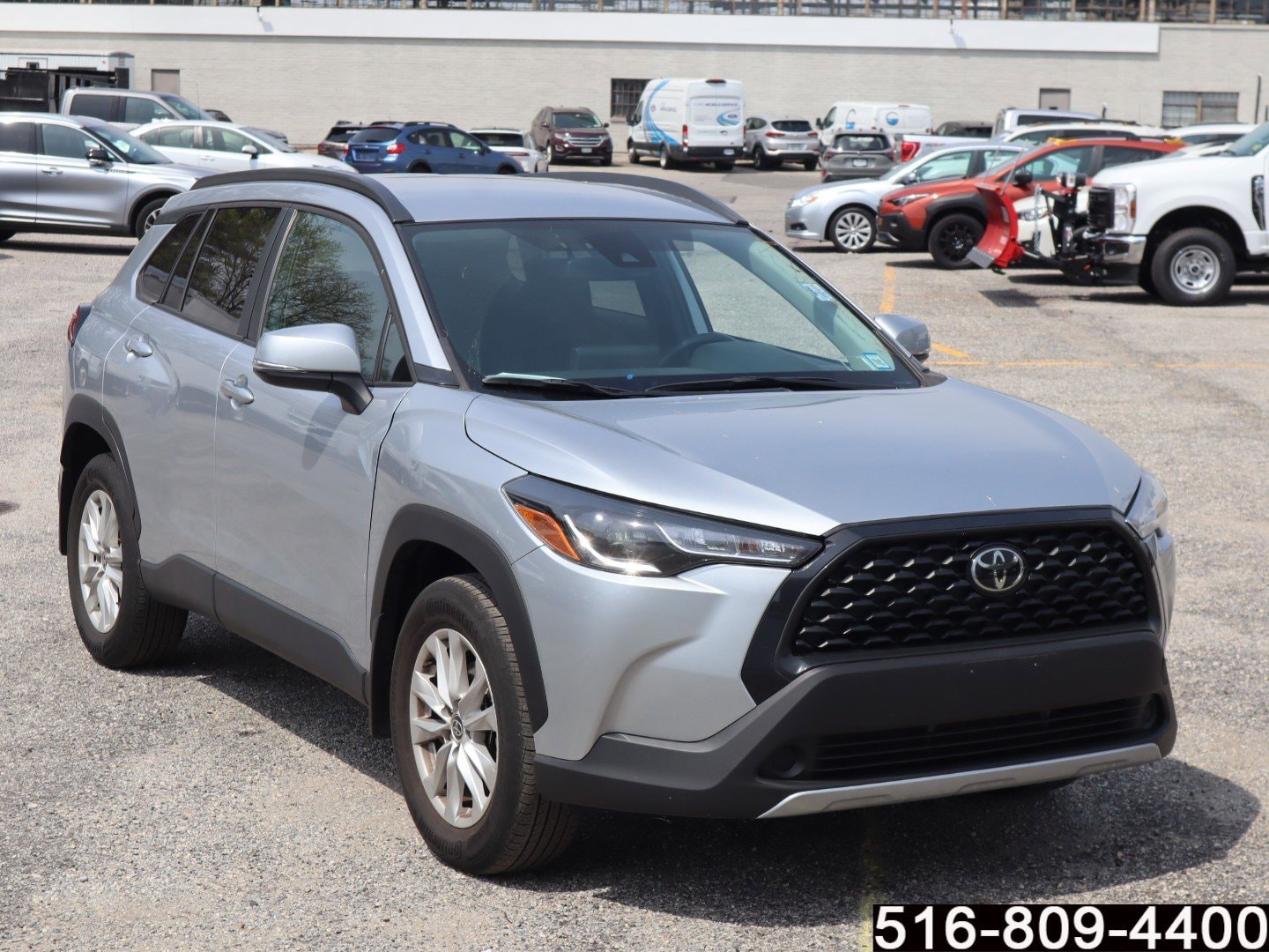 Used 2022 Toyota Corolla Cross LE with VIN 7MUCAABG5NV017414 for sale in Wantagh, NY