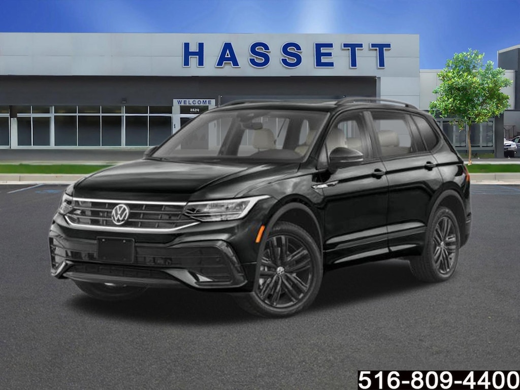 Used 2024 Volkswagen Tiguan SE R-Line Black 2.0T SE R-Line Black 4MOTION