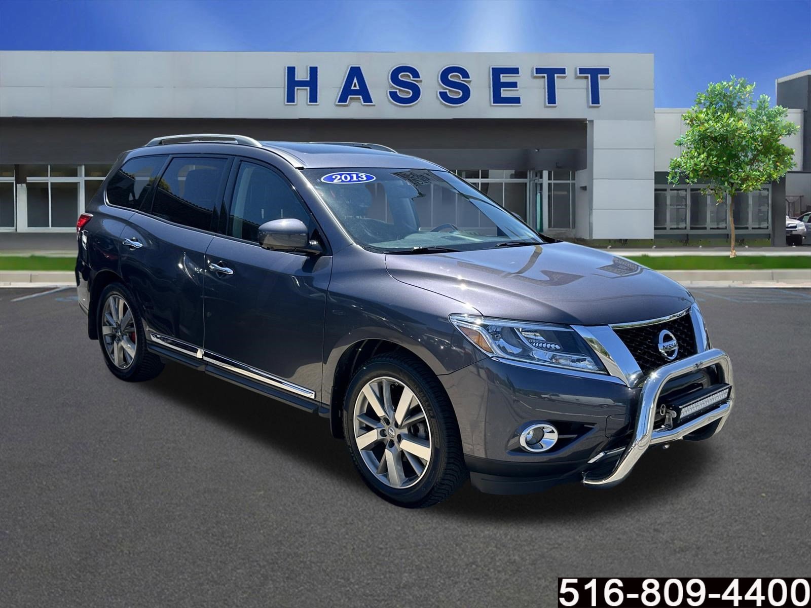 2013 Nissan Pathfinder Platinum 4WD's photo