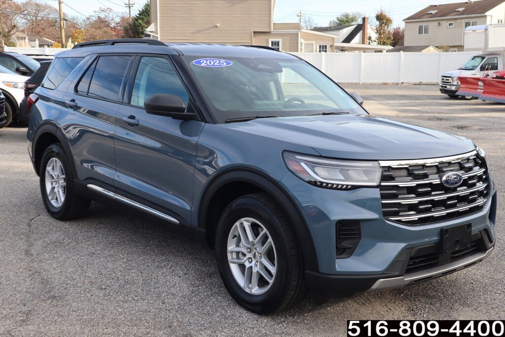 Used 2025 Ford Explorer Active Active 4WD