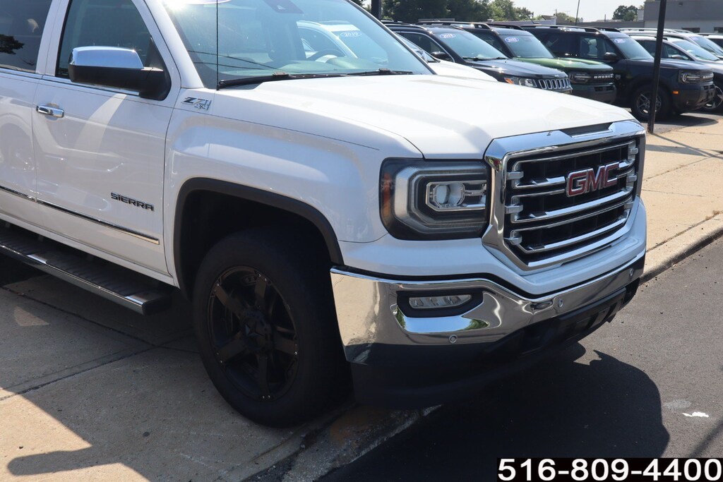 Used 2017 GMC Sierra 1500 SLT 4WD Crew Cab 143.5 SLT