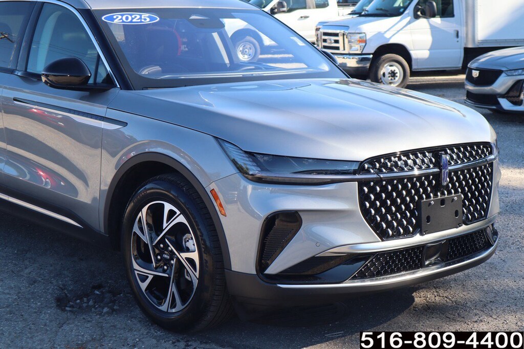 Used 2025 Lincoln Nautilus Premiere Premiere AWD