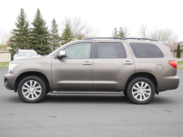 Used 2012 Toyota Sequoia Limited with VIN 5TDJW5G1XCS059184 for sale in Hastings, Minnesota