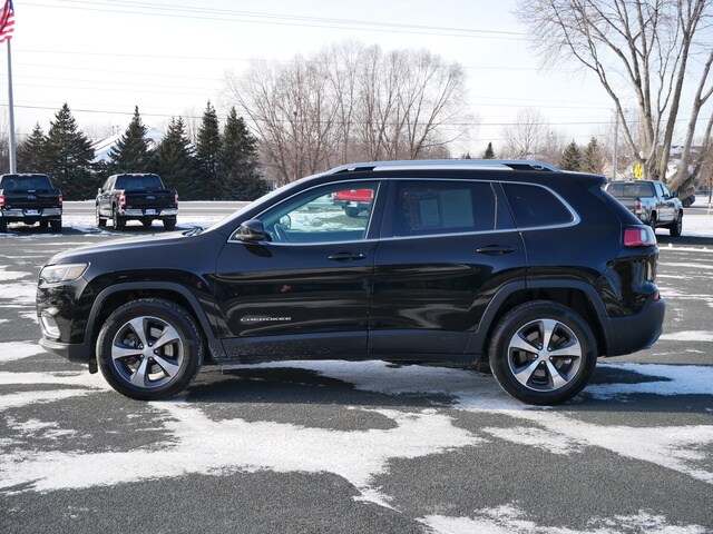 Used 2019 Jeep Cherokee Limited with VIN 1C4PJMDX6KD299029 for sale in Hastings, Minnesota