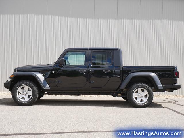 Used 2020 Jeep Gladiator Sport S with VIN 1C6HJTAG8LL193523 for sale in Hastings, MN