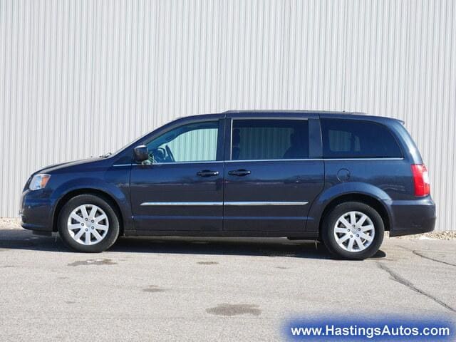 Used 2014 Chrysler Town & Country Touring with VIN 2C4RC1BG3ER398154 for sale in Hastings, Minnesota