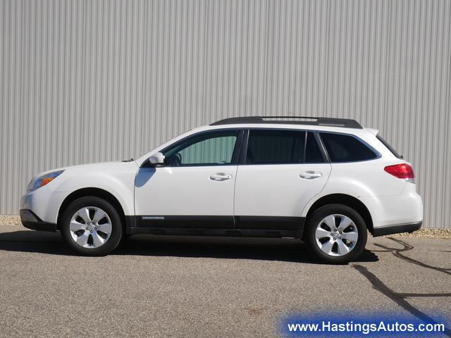 Used 2012 Subaru Outback Premium with VIN 4S4BRBCC2C3289543 for sale in Hastings, MN