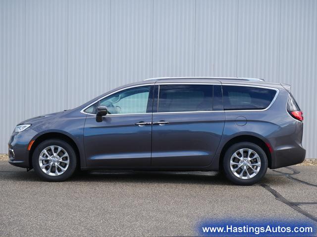 Used 2021 Chrysler Pacifica Touring L with VIN 2C4RC3BG6MR523268 for sale in Hastings, MN