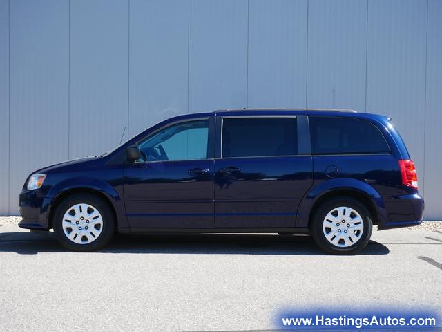 Used 2015 Dodge Grand Caravan SE with VIN 2C4RDGBG8FR575122 for sale in Hastings, MN