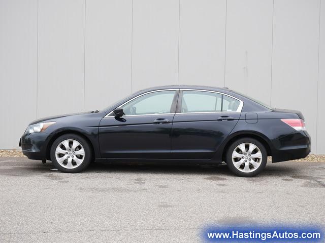 Used 2008 Honda Accord EX-L with VIN 1HGCP26818A097959 for sale in Hastings, Minnesota