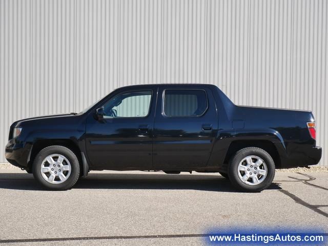 Used 2006 Honda Ridgeline RTL with VIN 2HJYK16536H557359 for sale in Hastings, MN