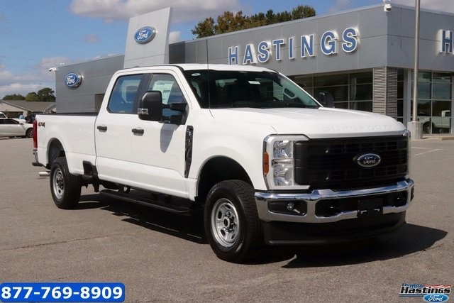 2026 Ford F-250 Super Duty XL's photo