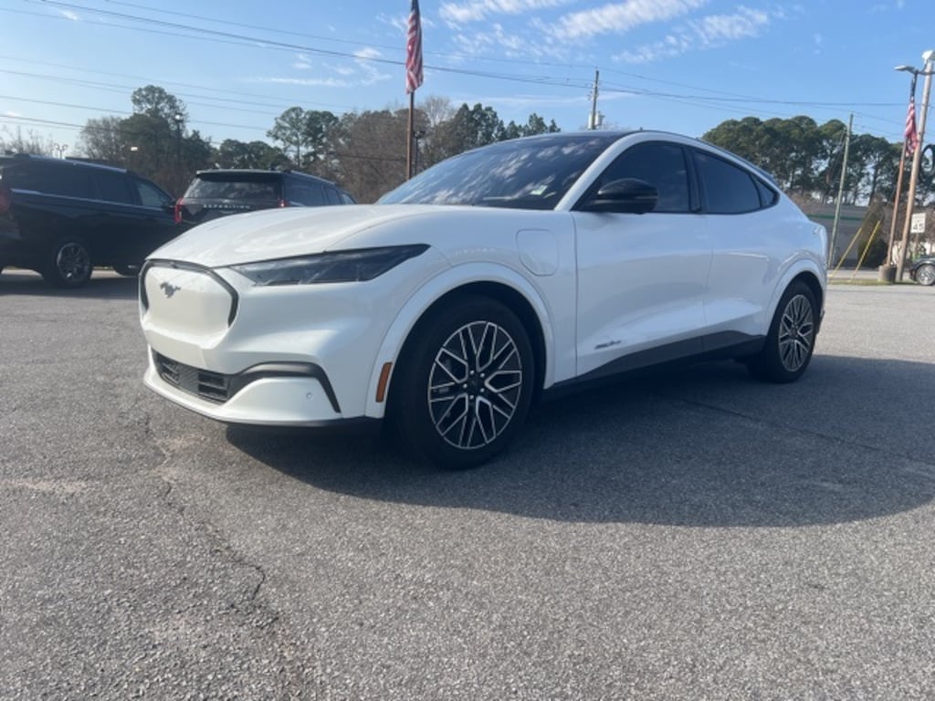 Used 2025 Ford Mustang Mach-E Premium SUV