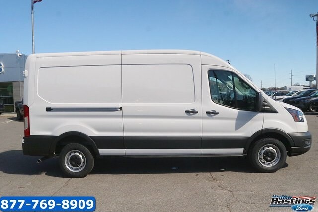 2025 Ford Transit photo 3