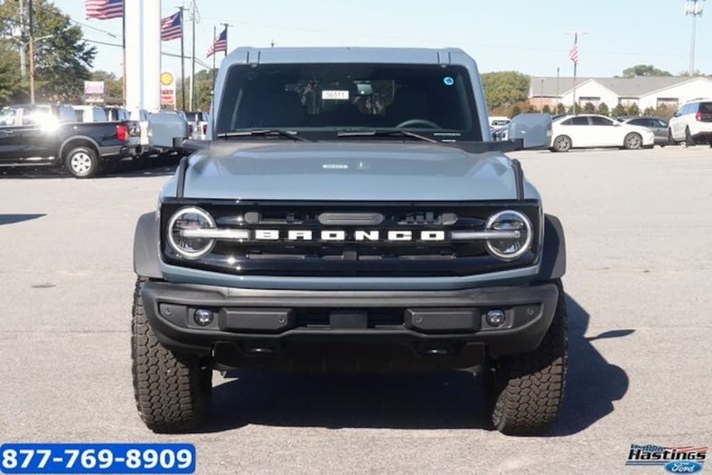 New 2025 Ford Bronco Outer Banks SUV