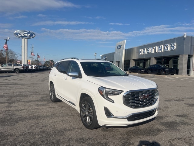 2019 GMC Terrain Denali's photo