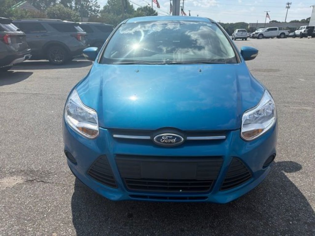 Used 2013 Ford Focus SE Hatchback