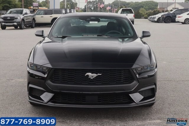 2025 Ford Mustang EcoBoost photo 2